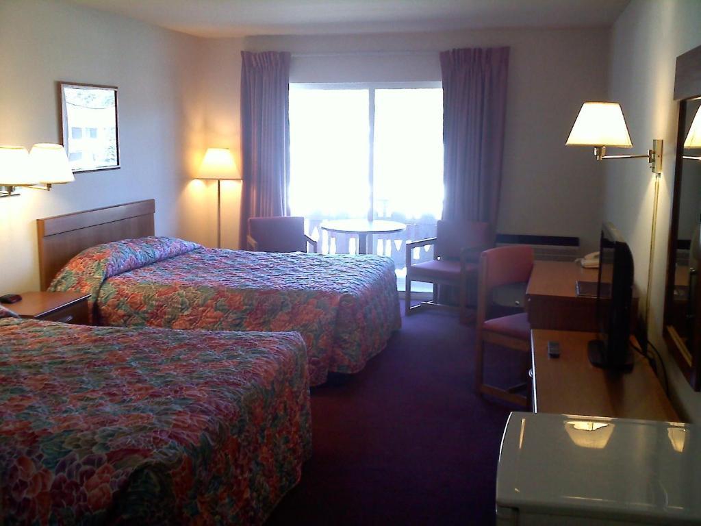 Carriage House Motor Inn Lake Placid Rum bild