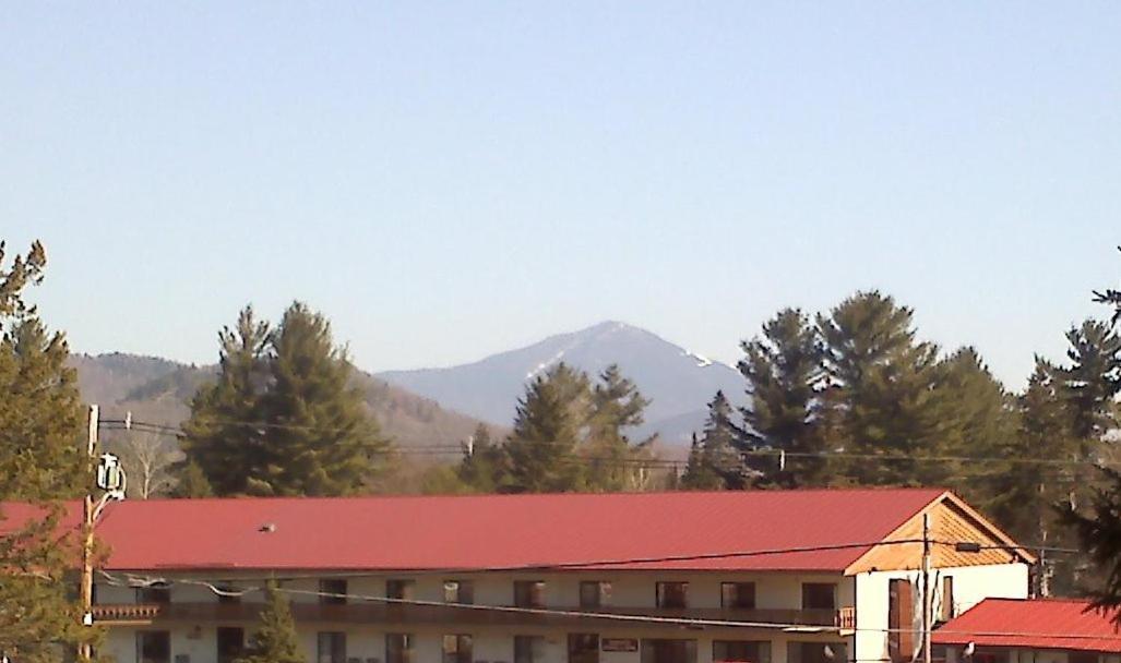 Carriage House Motor Inn Lake Placid Exteriör bild