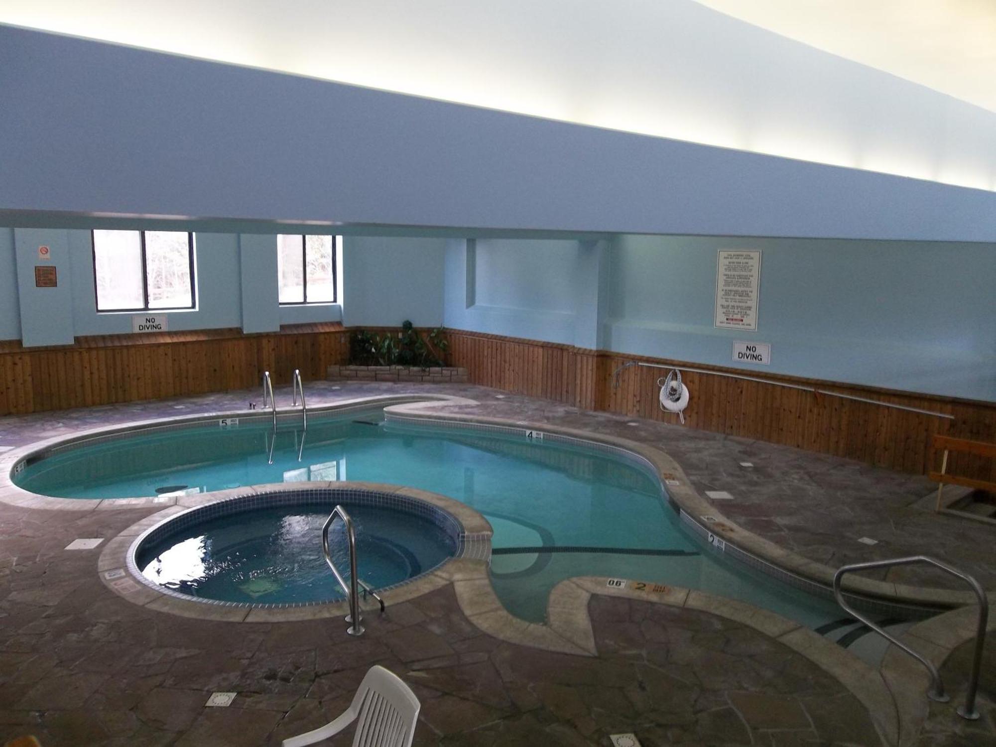 Carriage House Motor Inn Lake Placid Exteriör bild