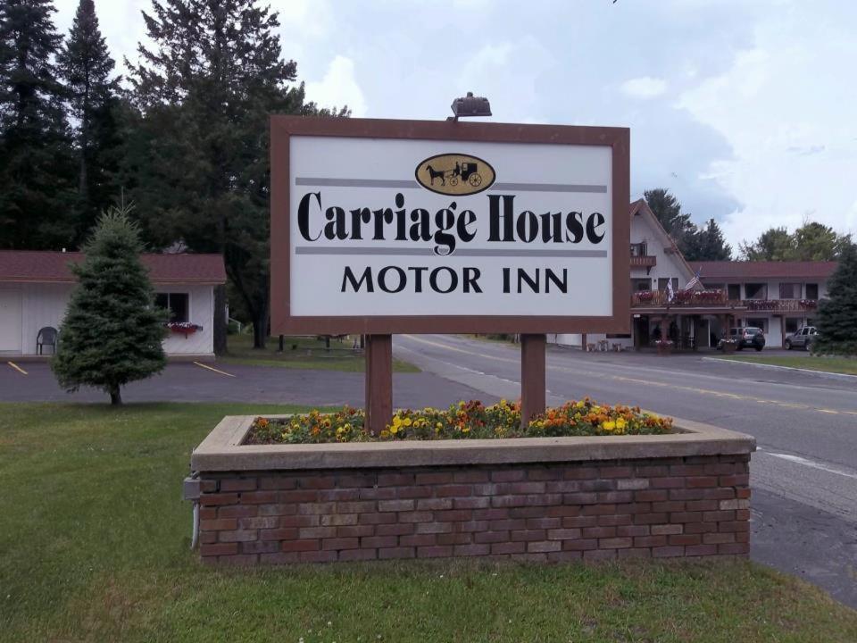 Carriage House Motor Inn Lake Placid Exteriör bild