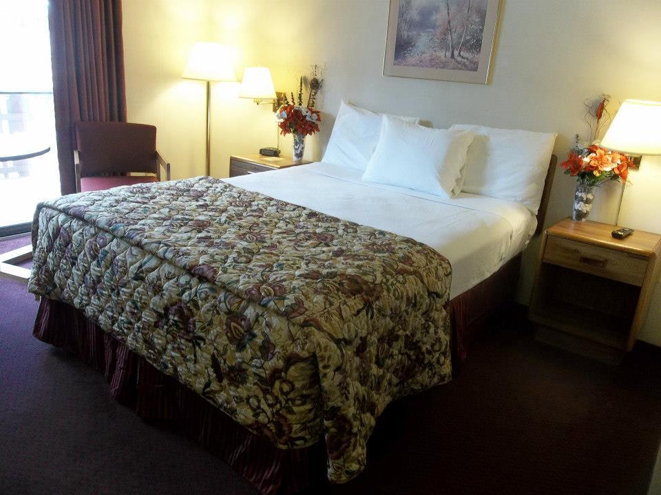 Carriage House Motor Inn Lake Placid Exteriör bild